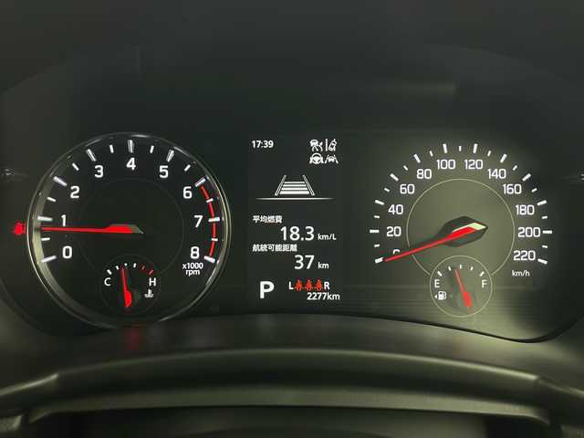 スズキ スイフト XG 秋田県 2023(令5)年 0.3万km キャラバンアイボリーPM 4WD/ヂュアルセンサーブレーキサポートII/レーダークルーズコントロール　/横滑り防止装置　/レーンキープアシスト　/前後クリアランスソナー　/前席シートヒーター　/ＬＥＤヘッドライト　/オートライト　/プッシュスタート　/スペアキー/ワンオーナー/プッシュスタート/電動格納ミラー/純正フロアマット