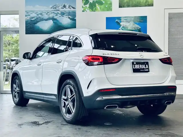 メルセデス・ベンツ Ｍ・ベンツ ＧＬＡ２００ｄ 4マチック AMGライン 大阪府 2022(令4)年 1.3万km デジタルホワイト AMGラインP/レーダーセーフティP/ACC/ハーフレザー/シートヒーター/純正ナビ/TV/360度カメラ/純正19インチAW/LEDヘッドライト/アンビエントライト/電動リアゲート/クリアランスソナー/ブラインドスポット/パドルシフト