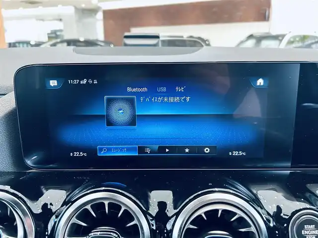 メルセデス・ベンツ Ｍ・ベンツ ＧＬＡ２００ｄ 4マチック AMGライン 大阪府 2022(令4)年 1.3万km デジタルホワイト AMGラインP/レーダーセーフティP/ACC/ハーフレザー/シートヒーター/純正ナビ/TV/360度カメラ/純正19インチAW/LEDヘッドライト/アンビエントライト/電動リアゲート/クリアランスソナー/ブラインドスポット/パドルシフト