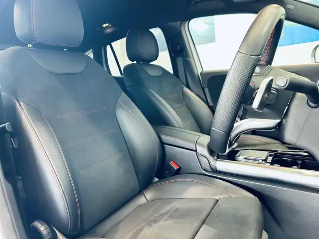 メルセデス・ベンツ Ｍ・ベンツ ＧＬＡ２００ｄ 4マチック AMGライン 大阪府 2022(令4)年 1.3万km デジタルホワイト AMGラインP/レーダーセーフティP/ACC/ハーフレザー/シートヒーター/純正ナビ/TV/360度カメラ/純正19インチAW/LEDヘッドライト/アンビエントライト/電動リアゲート/クリアランスソナー/ブラインドスポット/パドルシフト