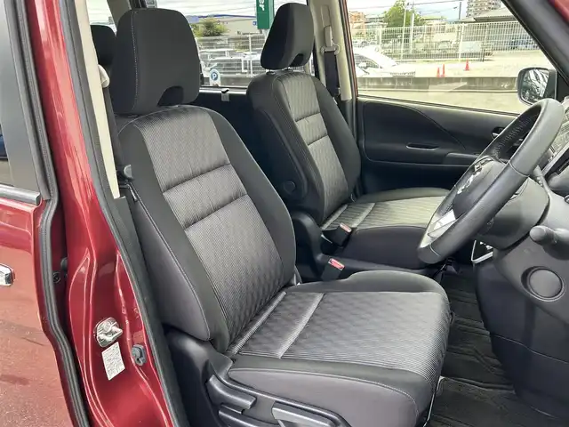 日産 セレナ ハイウェイスター V 福岡県 2020(令2)年 4万km マルーンレッド 純正10型SDナビ(フルセグTV/CD/DVD/BT)アラウンドビューモニタープロパイロットエマージェンシーブレーキBSM両側パワスラ純正ドラレコETC2.0USBポート純正LEDヘッドライト純正16インチアルミホイル純正フロアマットスマートキープッシュスタート
