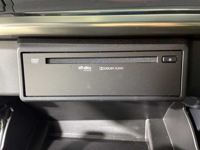 トヨタ ヴェルファイア ゴールデンアイズⅡ 神奈川県 2021(令3)年 3.1万km ホワイトパールクリスタルシャイン 純正9型ディスプレイオーディオ/純正12.1型フリップダウンモニター/車載ナビ/Bluetooth　CD DVD　USB　Miracast/バックカメラ/デジタルインナーミラー/パワーバックドア/両側電動スライドドア/セーフティセンス/レーダークルーズコントロール/レーンディパーチャーアラート/プリクラッシュセーフティ/オートハイビーム/ブラインドスポットモニター/前後ソナー/SOSコール/純正ビルトインETC2.0/社外前後ドライブレコーダー/ハーフレザーシート/革巻きステアリング/ステアリングスイッチ/ECOモード/電動パーキングブレーキ/オートブレーキホールド/プッシュスタート/スマートキー/3眼LEDヘッドライト/フロントフォグランプ/オートライト/純正リアスポイラー/純正18インチアルミホイール