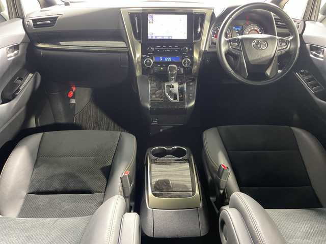 トヨタ ヴェルファイア ゴールデンアイズⅡ 神奈川県 2021(令3)年 3.1万km ホワイトパールクリスタルシャイン 純正9型ディスプレイオーディオ/純正12.1型フリップダウンモニター/車載ナビ/Bluetooth　CD DVD　USB　Miracast/バックカメラ/デジタルインナーミラー/パワーバックドア/両側電動スライドドア/セーフティセンス/レーダークルーズコントロール/レーンディパーチャーアラート/プリクラッシュセーフティ/オートハイビーム/ブラインドスポットモニター/前後ソナー/SOSコール/純正ビルトインETC2.0/社外前後ドライブレコーダー/ハーフレザーシート/革巻きステアリング/ステアリングスイッチ/ECOモード/電動パーキングブレーキ/オートブレーキホールド/プッシュスタート/スマートキー/3眼LEDヘッドライト/フロントフォグランプ/オートライト/純正リアスポイラー/純正18インチアルミホイール