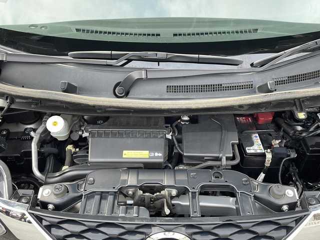 日産 ルークス X 山口県 2020(令2)年 4.6万km スターリングシルバーM 純正9インチナビ(MM320D-L)/・フルセグテレビ/・Bluetooth/・CD/DVD/・AM/FM/・MUSIC STOCKER/・AUX/ドライブレコーダー/アラウンドビューモニター/片側パワースライドドア/オートエアコン/スマートキー/プッシュスタート/電動格納ウィンカーミラー/ドアバイザー/アイドリングストップ/コーナーセンサー/安全装備/・インテリジェント エマージェンシーブレーキ/・踏み間違い衝突防止アシスト/・インテリジェント LI（車線逸脱防止支援システム）＋LDW（車線逸脱警報）/・インテリジェント FCW（前方衝突予測警報）/・インテリジェント DA（ふらつき警報）/・標識検知機能（進入禁止標識検知、最高速度標識検知、一時停止標識検知）/・先行車発進お知らせ