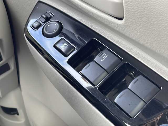 日産 ルークス X 山口県 2020(令2)年 4.6万km スターリングシルバーM 純正9インチナビ(MM320D-L)/・フルセグテレビ/・Bluetooth/・CD/DVD/・AM/FM/・MUSIC STOCKER/・AUX/ドライブレコーダー/アラウンドビューモニター/片側パワースライドドア/オートエアコン/スマートキー/プッシュスタート/電動格納ウィンカーミラー/ドアバイザー/アイドリングストップ/コーナーセンサー/安全装備/・インテリジェント エマージェンシーブレーキ/・踏み間違い衝突防止アシスト/・インテリジェント LI（車線逸脱防止支援システム）＋LDW（車線逸脱警報）/・インテリジェント FCW（前方衝突予測警報）/・インテリジェント DA（ふらつき警報）/・標識検知機能（進入禁止標識検知、最高速度標識検知、一時停止標識検知）/・先行車発進お知らせ