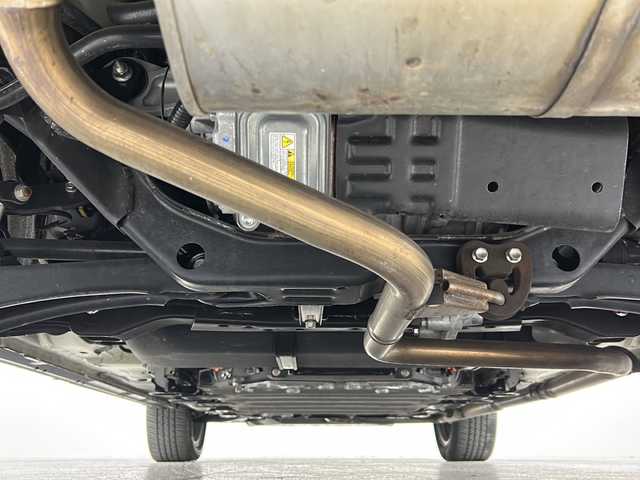 三菱 エクリプス クロス ＰＨＥＶ P 宮城県 2021(令3)年 3.9万km ホワイトダイヤモンド 禁煙車/サンルーフ/マルチアラウンドモニター/e-Assist/・衝突軽減ブレーキ/・レーンキープアシスト/・レーダークルーズコントロール/・オートハイビームアシスト/・ヘッドアップディスプレイ/・ブラインドスポットモニター/純正ディスプレイオーディオナビ/・BT.USB./フルセグTV/レザーシート/・前席パワーシート/・全席シートヒーター/パドルシフト/ステアリングヒーター/ステアリングスイッチ/LEDヘッドライト/フォグランプ/アイドリングストップ/横滑り防止装置/ETC/プッシュスタート/スマートキー/純正18インチアルミホイール/フロアマット