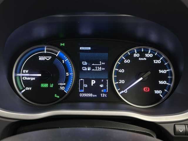 三菱 エクリプス クロス ＰＨＥＶ P 宮城県 2021(令3)年 3.9万km ホワイトダイヤモンド 禁煙車/サンルーフ/マルチアラウンドモニター/e-Assist/・衝突軽減ブレーキ/・レーンキープアシスト/・レーダークルーズコントロール/・オートハイビームアシスト/・ヘッドアップディスプレイ/・ブラインドスポットモニター/純正ディスプレイオーディオナビ/・BT.USB./フルセグTV/レザーシート/・前席パワーシート/・全席シートヒーター/パドルシフト/ステアリングヒーター/ステアリングスイッチ/LEDヘッドライト/フォグランプ/アイドリングストップ/横滑り防止装置/ETC/プッシュスタート/スマートキー/純正18インチアルミホイール/フロアマット