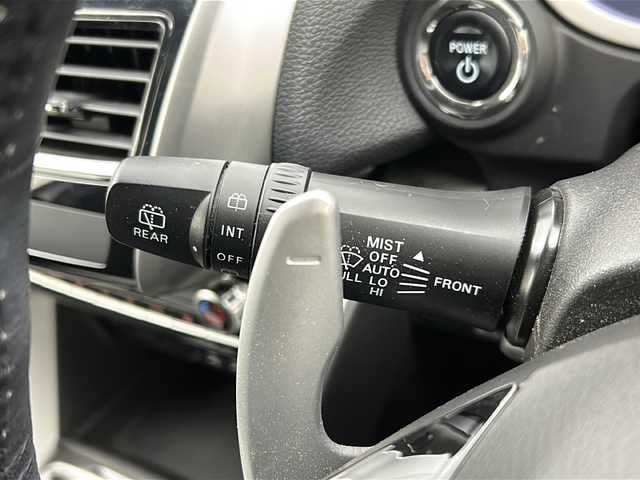 三菱 エクリプス クロス ＰＨＥＶ P 宮城県 2021(令3)年 3.9万km ホワイトダイヤモンド 禁煙車/サンルーフ/マルチアラウンドモニター/e-Assist/・衝突軽減ブレーキ/・レーンキープアシスト/・レーダークルーズコントロール/・オートハイビームアシスト/・ヘッドアップディスプレイ/・ブラインドスポットモニター/純正ディスプレイオーディオナビ/・BT.USB./フルセグTV/レザーシート/・前席パワーシート/・全席シートヒーター/パドルシフト/ステアリングヒーター/ステアリングスイッチ/LEDヘッドライト/フォグランプ/アイドリングストップ/横滑り防止装置/ETC/プッシュスタート/スマートキー/純正18インチアルミホイール/フロアマット