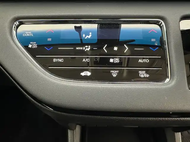 ホンダ オデッセイ アブソルート EX 大阪府 2021(令3)年 4.2万km プレミアムスパークルブラックパール ・純正10インチナビ/・全方位カメラ/・フリップダウンモニター/・ビルドインETC2.0/・両側パワースライドドア/・パワーバックドア/・パワーシートD/N/・シートヒーターD/N/・純正前後ドライブレコーダー/・ホンダセンシング/・衝突軽減ブレーキ/・レーンキープアシスト/・追従クルーズコントロール/・ブラインドスポットモニター/・前後コーナーセンサー/・パドルシフト/・LEDヘッドライト/・LEDフォグランプ/・オートライト/・純正18インチアルミホイール/・純正フロアマット/・ドアバイザー/・2列目オットマン/・プッシュスタート/・スマートキー/・リモコンエンジンスターター