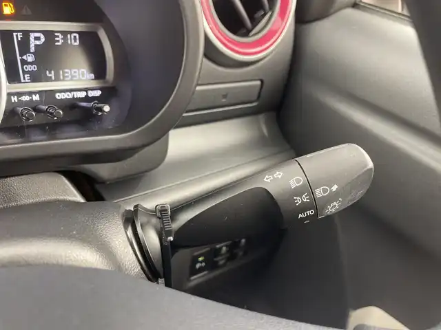 ダイハツ ブーン スタイル SAⅢ 三重県 2019(平31)年 4.2万km ホワイト/パウダリーベージュメタリック 2トーン /禁煙車//社外7型ナビ/ フルセグTV/Bluetooth/CD/DVD//バックカメラ//衝突軽減ブレーキ//コーナーセンサー//衝突軽減ブレーキ//ETC//ドラレコ//オートライト//オートマチックハイビーム//プッシュスタート//スマートキー//スペアキー//ドアバイザー//スマートアシスト3