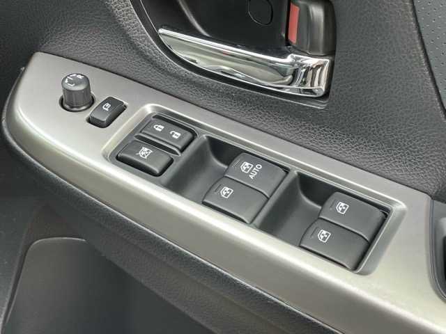 スバル インプレッサ スポーツ 1．6i－L 千葉県 2014(平26)年 9.2万km ダークグレーメタリック ワンオーナー/純正ナビ（Ｐａｎａｓｏｎｉｃ，ＣＮ－ＬＲ７０００）/ＣＤ，ＤＶＤ，ＳＤ/フルセグＴＶ/ビルトインＥＴＣ/前後ドライブレコーダー（ユピテルsuper　cat）/運転席助手席シートヒーター/レザーシート/パワーシート/純正フロントエアロパーツ/社外マフラー/４ＷＤ/盗難防止装置/ＡＬＰＩＮＥスピーカー荷室車載（ＳＷＷ－５０００）/スマートキー/プッシュスタート/スペアキー/保証書/取扱説明書