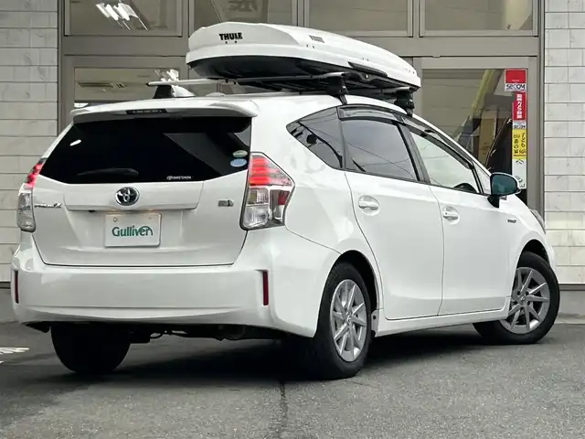 トヨタ プリウス α G 岩手県 2017(平29)年 6.5万km スーパーホワイトⅡ 純正ナビNSZT-Y66T/バックカメラ /ハーフレザーシート /フルセグTV /フロントカメラ /レーダークルコン/衝突軽減装置 /運転席パワーシート /ビルトインETC /社外ドラレコ /社外GPSレーダー /オートハイビーム/オートライト/フォグランプ/オールオートPW/革巻きステアリング/ナビステアリングスイッチ/純正エンジンスターター/スマートキー×2/リアワイパー/ルーフボックスTHULE/社外AWスタッドレスタイヤ/(205/60/R16　2024年製7分山)/ドアバイザー/フロアマット/保証書　取説　ナビ取説