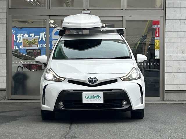 トヨタ プリウス α G 岩手県 2017(平29)年 6.5万km スーパーホワイトⅡ 純正ナビNSZT-Y66T/バックカメラ /ハーフレザーシート /フルセグTV /フロントカメラ /レーダークルコン/衝突軽減装置 /運転席パワーシート /ビルトインETC /社外ドラレコ /社外GPSレーダー /オートハイビーム/オートライト/フォグランプ/オールオートPW/革巻きステアリング/ナビステアリングスイッチ/純正エンジンスターター/スマートキー×2/リアワイパー/ルーフボックスTHULE/社外AWスタッドレスタイヤ/(205/60/R16　2024年製7分山)/ドアバイザー/フロアマット/保証書　取説　ナビ取説