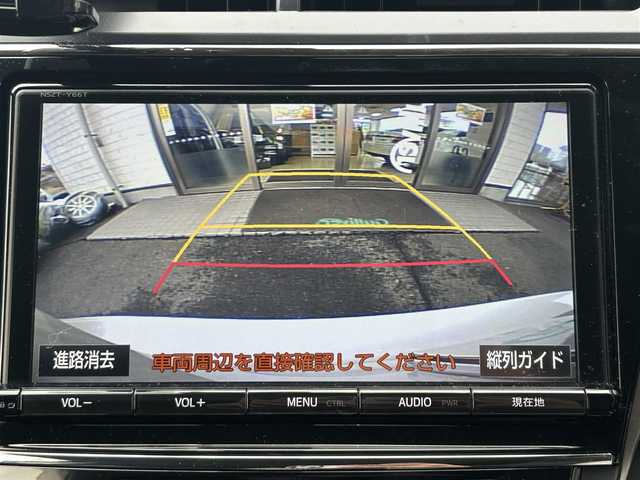 トヨタ プリウス α G 岩手県 2017(平29)年 6.5万km スーパーホワイトⅡ 純正ナビNSZT-Y66T/バックカメラ /ハーフレザーシート /フルセグTV /フロントカメラ /レーダークルコン/衝突軽減装置 /運転席パワーシート /ビルトインETC /社外ドラレコ /社外GPSレーダー /オートハイビーム/オートライト/フォグランプ/オールオートPW/革巻きステアリング/ナビステアリングスイッチ/純正エンジンスターター/スマートキー×2/リアワイパー/ルーフボックスTHULE/社外AWスタッドレスタイヤ/(205/60/R16　2024年製7分山)/ドアバイザー/フロアマット/保証書　取説　ナビ取説