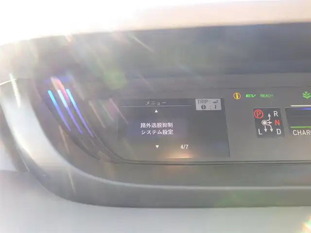 ホンダ フリード ハイブリット G ホンダセンシング 千葉県 2019(平31)年 5万km ルナシルバーM ホンダセンシング/・衝突軽減ブレーキ（CMBS）/・車線維持支援システム（LKAS）/・アダプティブクルーズコントロール（ACC）/・後方誤発進抑制機能/・誤発進抑制機能/両側パワースライドドア/純正ナビ/地デジTV/【DVD/CD再生機能　Bluetooth接続】/バックカメラ/ドライブレコーダー/ETC/LEDヘッドライト/ウインカーミラー/Honda スマートキー