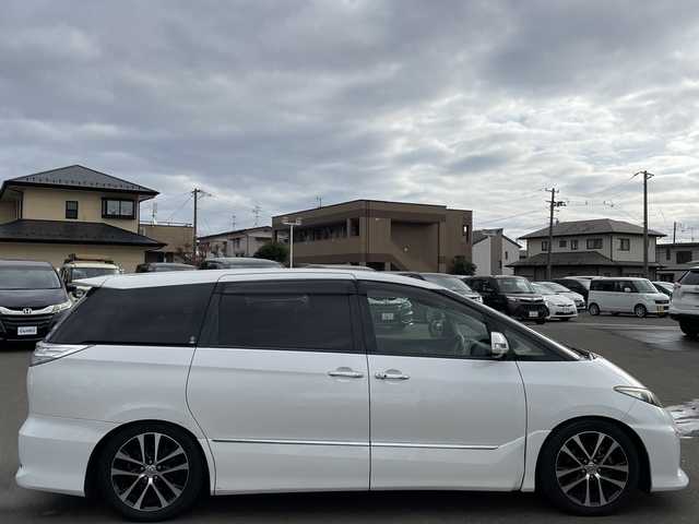 トヨタ エスティマ アエラス プレミアムエディション 宮城県 2013(平25)年 9.5万km ホワイトパールクリスタルシャイン (株)IDOMが運営する【じしゃロン仙台店】の自社ローン対象車両になります。こちらは現金ご利用時の価格です。自社ローンご希望の方は別途その旨お申付け下さい。/ハーフレザーシート/両側パワースライドドア/HDDナビ/フルセグ/Bluetooth/バックカメラ/ETC/クルコン/HIDヘッドライト/TEIN製車高調＆減衰力調整