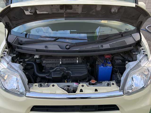 ダイハツ タント X SAⅡ 兵庫県 2015(平27)年 8.4万km コットンアイボリー 取扱説明書/保証書/社外ナビ（FM/AM/CD/Bluetooth/ワンセグ）/プッシュスタート/スマートキー×２/ETC/片側パワースライドドア/レーンキープアシスト/衝突軽減ブレーキ/コーナーセンサー/サンシェード/純正フロアマット