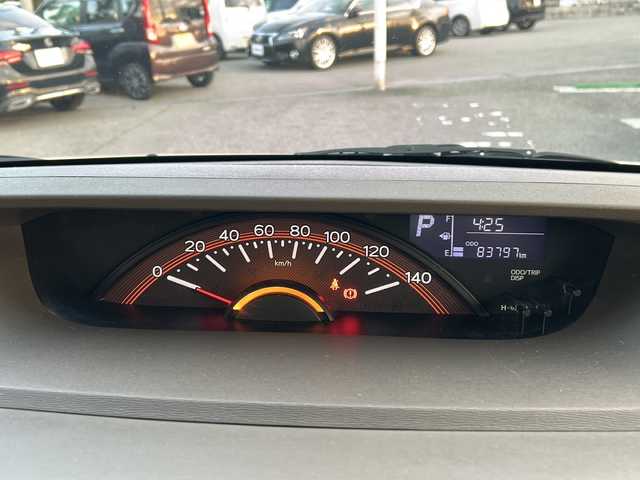 ダイハツ タント X SAⅡ 兵庫県 2015(平27)年 8.4万km コットンアイボリー 取扱説明書/保証書/社外ナビ（FM/AM/CD/Bluetooth/ワンセグ）/プッシュスタート/スマートキー×２/ETC/片側パワースライドドア/レーンキープアシスト/衝突軽減ブレーキ/コーナーセンサー/サンシェード/純正フロアマット