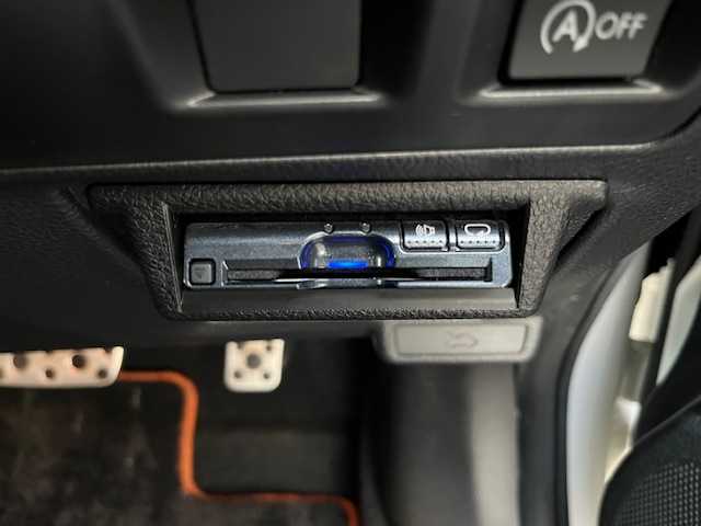 スバル インプレッサ ＸＶ 2．0i－L アイサイト ポップ 高知県 2014(平26)年 13.3万km クリスタルホワイトP (株)IDOMが運営する【じしゃロン高知店】の自社ローン対象車両になります。こちらは現金ご利用時の価格です。自社ローンご希望の方は別途その旨お申付け下さい。