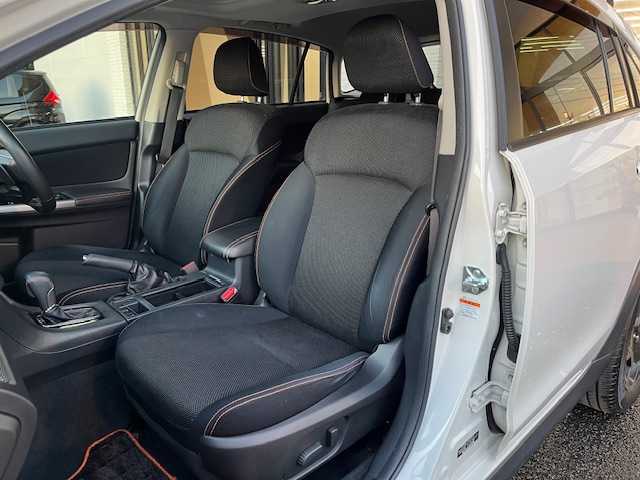 スバル インプレッサ ＸＶ 2．0i－L アイサイト ポップ 高知県 2014(平26)年 13.3万km クリスタルホワイトP (株)IDOMが運営する【じしゃロン高知店】の自社ローン対象車両になります。こちらは現金ご利用時の価格です。自社ローンご希望の方は別途その旨お申付け下さい。