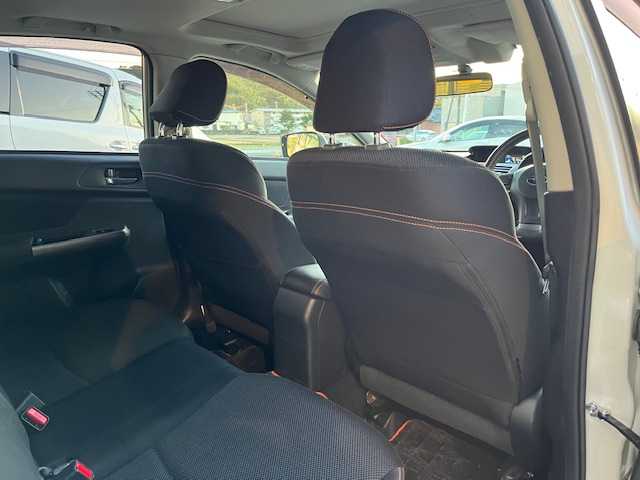 スバル インプレッサ ＸＶ 2．0i－L アイサイト ポップ 高知県 2014(平26)年 13.3万km クリスタルホワイトP (株)IDOMが運営する【じしゃロン高知店】の自社ローン対象車両になります。こちらは現金ご利用時の価格です。自社ローンご希望の方は別途その旨お申付け下さい。