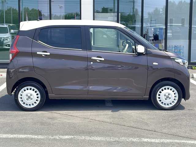 日産 デイズ ボレロ 道東・釧路十勝 2021(令3)年 2.5万km 茶Ⅱ ・４WD/・社外SDメモリナビ/（CD・AM・FM・BT・ワンセグ）/・バックカメラ/・エマージェンシーブレーキ/・ハーフレザーシートヒーター/・前席シートヒーター/・スマートキー/・プッシュスタート/・ＥＴＣ　/・ステアリングスイッチ/・ボレロ専用14インチアルミホイール/・純正フロアマット/・電動格納ミラー/・スマートキー/・プッシュスタート