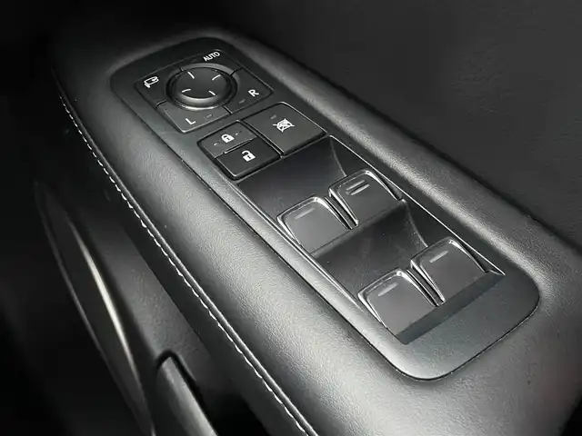 レクサス ＲＸ 450h Fスポーツ 青森県 2018(平30)年 7.3万km ディープブルーマイカ /4WD/マークレビンソン /純正ナビ/ (フルセグTV/DVD/Bt/ブルーレイ/AUX/USB)/全方位カメラ/ヘットアップディスプレイ/プリクラッシュセーフティ/レーントレーシング/ブラインドスポット/レーダークルーズ/黒革シート/D席メモリー付き/　全席パワーシート /前席シートベンチレーション/　/シートヒーター /ステアヒーター/電動チルトステア/革巻きステア/ノブ/パドルシフト/ミラーヒーター/三眼LEDオートライト/オートマチックハイビーム/シーケンシャルウインカー/電動バックドア/前後バンパーソナー/リア5面プライバシーガラス＋/　スモークフィルム/シルバールーフレール/ETC2.0/ドライブレコーダー/純正ドアバイザー/純正フロアマット/W/サイド/カーテン/ニーエアバッグ/スマートキーx2/カードキー/保証書/取説/ナビ取説