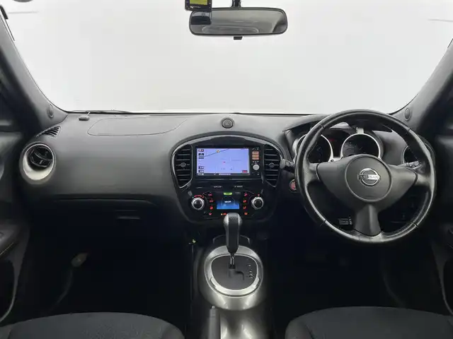 日産 ジューク 16GT FOUR タイプV 群馬県 2012(平24)年 8.8万km ブリリアントホワイトパール 純正7インチナビ(AM/FM/フルセグTV/AUX/SD)/バックモニター/社外前後方ドライブレコーダー/4WD/電動格納ミラー/ETC/プッシュスタート/スマートキー/スペアキー/オートライト