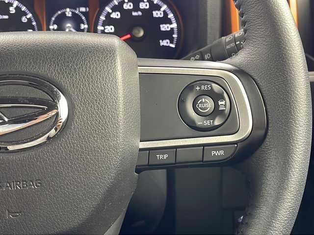 ダイハツ タフト G ターボ 岐阜県 2020(令2)年 2.3万km サンドベージュメタリック 純正ナビ(AM/FM/CD/SD/BT/USB/フルセグ)/ナビ連動ドラレコ/ターボ/バックカメラ/ETC/スマートアシスト/・衝突警報機能/・衝突回避支援ブレーキ機能/・ブレーキ制御付き誤発進抑制機能（前方・後方）/・車線逸脱警報機能/・オートハイビーム/・ アダプティブドライビングビーム/・ふらつき警報/・先行車発進お知らせ機能/・サイドビューランプ/・コーナーセンサー/・標識認識機能/・レーダークルーズコントロール/シートヒーター/電動サイドブレーキ/オートホールド/ステアリングスイッチ/革巻きステアリング/プッシュスタート/スマートキー/ルーフレール/スカイフィールトップ/LEDヘッドライト/LEDフォグランプ/純正フロアマット/サイドバイザー/純正AW
