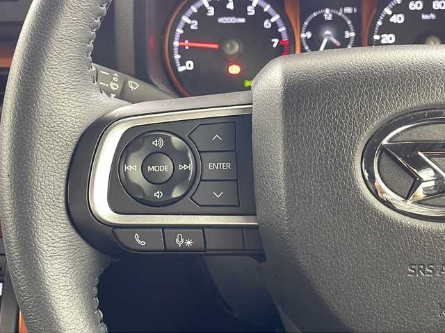 ダイハツ タフト G ターボ 岐阜県 2020(令2)年 2.3万km サンドベージュメタリック 純正ナビ(AM/FM/CD/SD/BT/USB/フルセグ)/ナビ連動ドラレコ/ターボ/バックカメラ/ETC/スマートアシスト/・衝突警報機能/・衝突回避支援ブレーキ機能/・ブレーキ制御付き誤発進抑制機能（前方・後方）/・車線逸脱警報機能/・オートハイビーム/・ アダプティブドライビングビーム/・ふらつき警報/・先行車発進お知らせ機能/・サイドビューランプ/・コーナーセンサー/・標識認識機能/・レーダークルーズコントロール/シートヒーター/電動サイドブレーキ/オートホールド/ステアリングスイッチ/革巻きステアリング/プッシュスタート/スマートキー/ルーフレール/スカイフィールトップ/LEDヘッドライト/LEDフォグランプ/純正フロアマット/サイドバイザー/純正AW