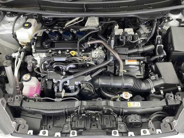 トヨタ ヤリス ハイブリッド Z 岐阜県 2022(令4)年 3万km ホワイトパールクリスタルシャイン トヨタセーフティーセンス/・プリクラッシュセーフティ/・レーントレーシングアシスト/・レーンディパーチャーアラート/・レーダークルーズコントロール/・オートマチックハイビーム/・ロードサインアシスト/純正ディスプレイオーディオ/・AM/FM/BT/パノラミックビューモニター/ヒートシーター（運転席・助手席）/純正フロアマット/純正前後ドライブレコーダー（TZ-D305W）/純正LEDヘッドランプ/純正１６AW