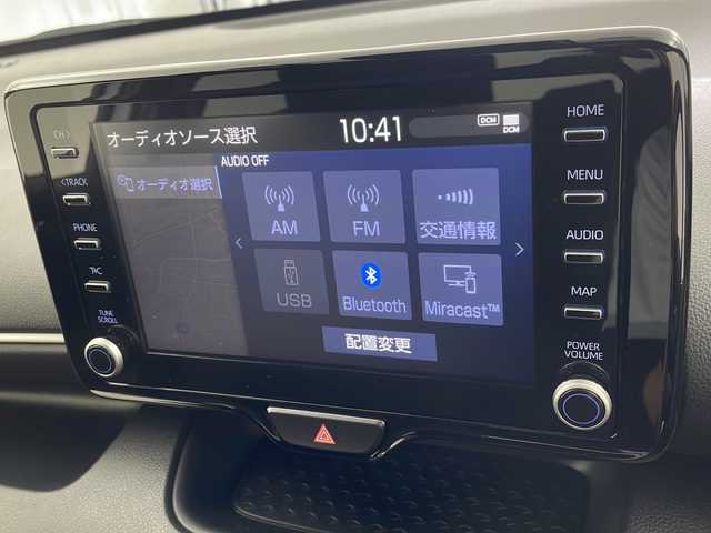 トヨタ ヤリス ハイブリッド Z 岐阜県 2022(令4)年 3万km ホワイトパールクリスタルシャイン トヨタセーフティーセンス/・プリクラッシュセーフティ/・レーントレーシングアシスト/・レーンディパーチャーアラート/・レーダークルーズコントロール/・オートマチックハイビーム/・ロードサインアシスト/純正ディスプレイオーディオ/・AM/FM/BT/パノラミックビューモニター/ヒートシーター（運転席・助手席）/純正フロアマット/純正前後ドライブレコーダー（TZ-D305W）/純正LEDヘッドランプ/純正１６AW