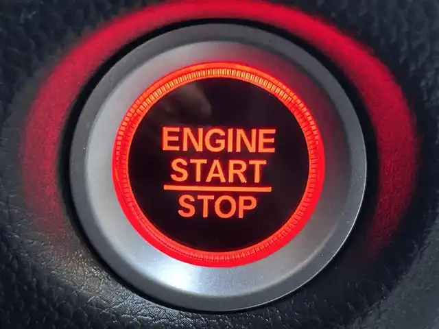 ホンダ Ｎ ＢＯＸ カスタム G L ターボ ホンダセンシング 滋賀県 2018(平30)年 5.1万km パールⅡ 禁煙車/社外メモリーナビ/・CD/フルセグ/Bluetooth/バックカメラ/追従付クルーズコントロール/両側自動スライドドア/LEDヘッドライト/パドルシフト/ハーフレザーシート/レーンキープアシスト/横滑り防止/ETC/オートエアコン/プッシュスタート/スマートキー