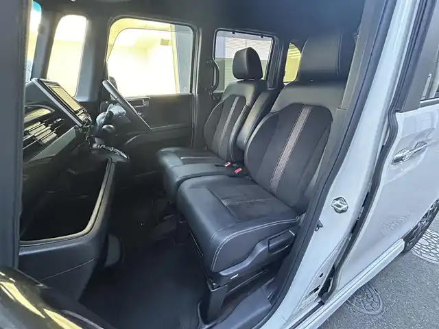 ホンダ Ｎ ＢＯＸ カスタム G L ターボ ホンダセンシング 滋賀県 2018(平30)年 5.1万km パールⅡ 禁煙車/社外メモリーナビ/・CD/フルセグ/Bluetooth/バックカメラ/追従付クルーズコントロール/両側自動スライドドア/LEDヘッドライト/パドルシフト/ハーフレザーシート/レーンキープアシスト/横滑り防止/ETC/オートエアコン/プッシュスタート/スマートキー