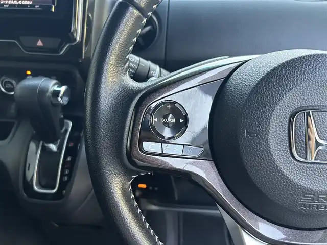 ホンダ Ｎ ＢＯＸ カスタム G L ターボ ホンダセンシング 滋賀県 2018(平30)年 5.1万km パールⅡ 禁煙車/社外メモリーナビ/・CD/フルセグ/Bluetooth/バックカメラ/追従付クルーズコントロール/両側自動スライドドア/LEDヘッドライト/パドルシフト/ハーフレザーシート/レーンキープアシスト/横滑り防止/ETC/オートエアコン/プッシュスタート/スマートキー