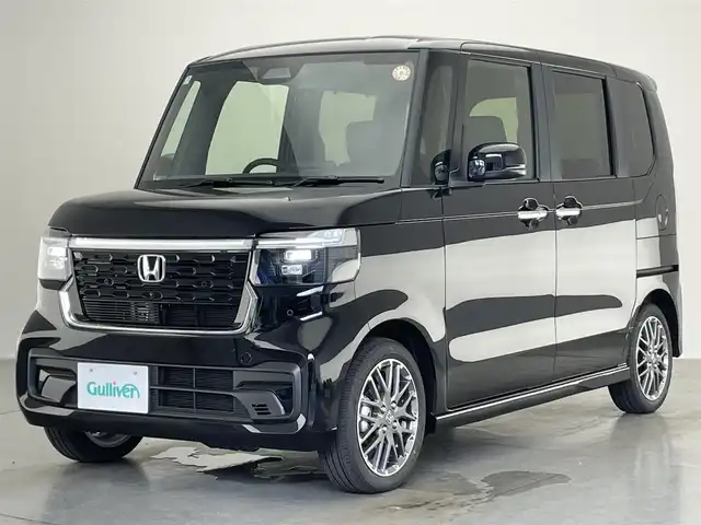ホンダ Ｎ ＢＯＸ カスタム ターボ 愛知県 2025(令7)年 0.1万km クリスタルブラックパール ホンダセンシング　ホンダコネクトナビ装着パッケージ　衝突軽減　レーンキープ　追従クルコン　誤発進抑制　オートハイビーム　両側電動スライドドア　シートヒーター　パドルシフト　プッシュスタート　禁煙車
