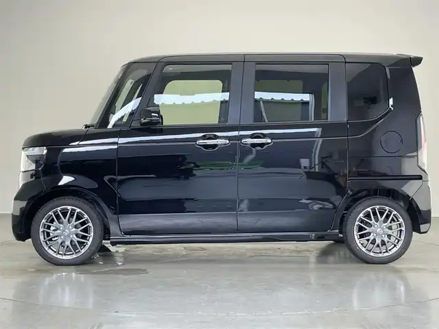 ホンダ Ｎ ＢＯＸ カスタム ターボ 愛知県 2025(令7)年 0.1万km クリスタルブラックパール ホンダセンシング　ホンダコネクトナビ装着パッケージ　衝突軽減　レーンキープ　追従クルコン　誤発進抑制　オートハイビーム　両側電動スライドドア　シートヒーター　パドルシフト　プッシュスタート　禁煙車