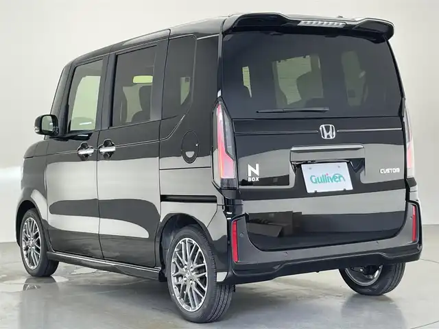 ホンダ Ｎ ＢＯＸ カスタム ターボ 愛知県 2025(令7)年 0.1万km クリスタルブラックパール ホンダセンシング　ホンダコネクトナビ装着パッケージ　衝突軽減　レーンキープ　追従クルコン　誤発進抑制　オートハイビーム　両側電動スライドドア　シートヒーター　パドルシフト　プッシュスタート　禁煙車