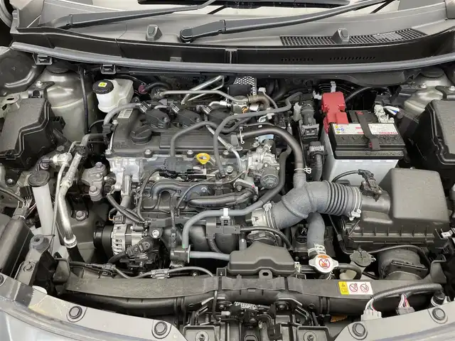 トヨタ ヤリスクロス Z アドベンチャー 滋賀県 2023(令5)年 1.3万km ブラックマイカ 純正８型ディスプレイオーディオ/（Bluetooth/USB/Miracast）/バックカメラ/純正ETC/プリクラッシュセーフティー/前後コーナーセンサー/レーンキープアシスト/追従クルーズコントロール/電動パーキングブレーキ/オートブレーキホールド/LEDヘッドライト/オートライト/オートマチックハイビーム/ハーフレザーシート /D席パワーシート/D/N席シートヒーター/ステアリングヒーター/電動バックドア/プッシュスタート/スマートキー/ステアリングリモコン/ルーフレール