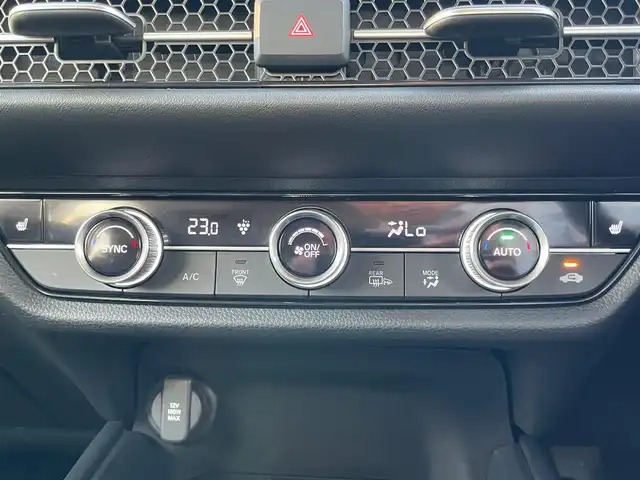 ホンダ ＺＲ－Ｖ ハイブリッド e:HEV Z 岩手県 2024(令6)年 2.3万km スーパープラチナグレーメタリック ＢＯＳＥサウンド　ホンダコネクトナビ　Ｂｌｕｅｔｏｏｔｈ　ＵＳＢ　フルセグ　全周囲カメラ　電動リアゲート　革シート　パワーシート　前後シートヒーター　ステアリングヒーター　純正１８ＡＷ　ＥＴＣ２．０