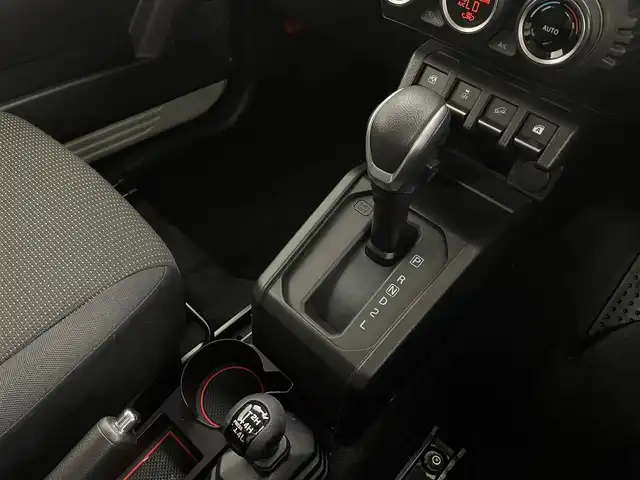 スズキ ジムニー XC 大分県 2021(令3)年 3.9万km シルキーシルバーメタリック ４WD/スズキセーフティサポート/・衝突軽減ブレーキ/・クルーズコントロール（追従なし）/・車線逸脱警報機能/パナソニックナビ/【AM/FM/CD/DVD/Bluetooth/フルセグTV】/ETC/オートライト/LEDヘッドライド/プッシュスタート/スマートキー/シートヒーター（運転席/助手席）