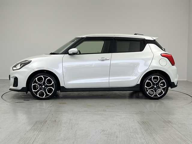 スズキ スイフト スポーツ セーフティPKG 茨城県 2017(平29)年 3万km ピュアホワイトP 純正８インチナビ　衝突被害軽減ブレーキデュアルセンサーブレーキサポート　全周囲カメラ　アダプティブクルーズコントロール　ＬＥＤヘッドライト　フォグランプ　　純正フロアマット　純正ドアバイザ　ＥＴＣ
