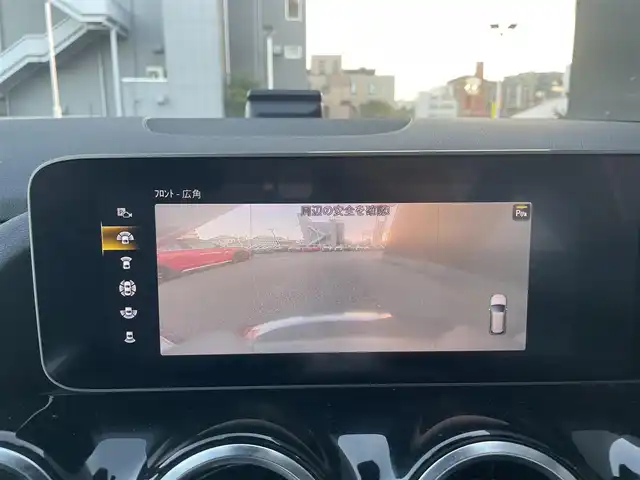 メルセデス・ベンツ Ｂ２００ｄ AMGライン 栃木県 2020(令2)年 2.7万km ポーラホワイト アドバンスパッケージ　/ヘッドアップディスプレイ　/レーダーセーフティＰＫＧ　/シートメモリー付パワーシート　/全周囲カメラ　/シートヒーター　　/保証書　/取扱説明書　/スペアキー　/ナビ　/フルセグＴＶ