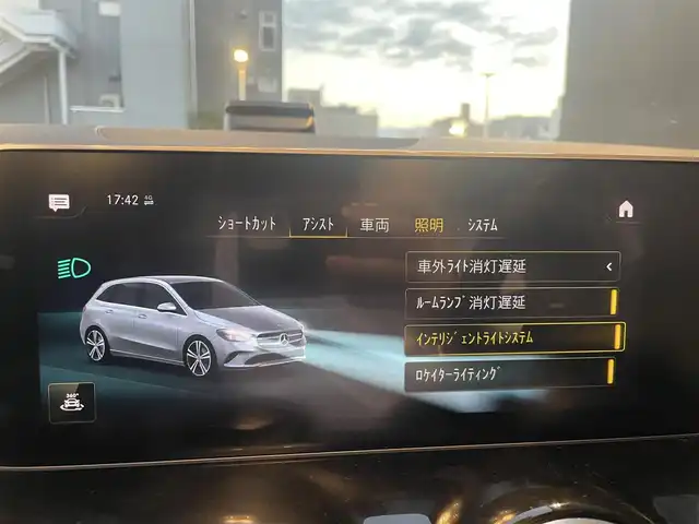 メルセデス・ベンツ Ｂ２００ｄ AMGライン 栃木県 2020(令2)年 2.7万km ポーラホワイト アドバンスパッケージ　/ヘッドアップディスプレイ　/レーダーセーフティＰＫＧ　/シートメモリー付パワーシート　/全周囲カメラ　/シートヒーター　　/保証書　/取扱説明書　/スペアキー　/ナビ　/フルセグＴＶ