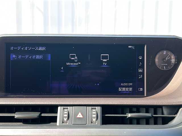 レクサス ＥＳ 300h バージョンL 三重県 2019(平31)年 2.8万km グラファイトブラックガラスフレーク 純正ナビ /全周囲カメラ/サンルーフ /本革シート/BSM /デジタルインナーミラー /ビルトインETC2.0 /スペアキー(2本) /全周囲ドライブレコーダー/前後コーナーセンサー/レーダークルーズコントロール/レーンキープアシスト/AC100V充電 /USB給電ポート/パワーバックドア/メモリシート /前席パワーシート/全席シートヒーター /全席シートエアコン /ステアリングヒーター/ステアリングスイッチ/LEDヘッドライト/オートハイビーム/オートライト/革巻きステアリング/ヘッドアップディスプレイ/純正フロアマット/電動格納ミラー/禁煙車