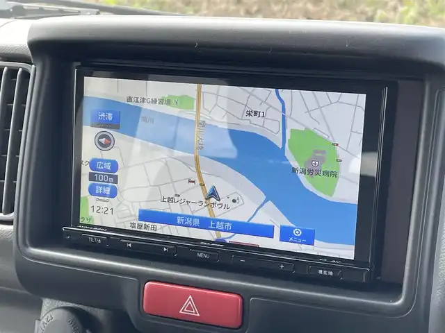 スズキ エブリイ PC 新潟県 2025(令7)年 0.2万km スペリアホワイト 4WD/社外SDナビ(AVN-LBS01)/BT/バックカメラ/ドライブレコーダー/衝突被害軽減ブレーキ/レーンキープアシスト/運転席シートヒーター/コーナーセンサー/リモコンキー /LEDヘッドライト/オートライト/オートハイビーム