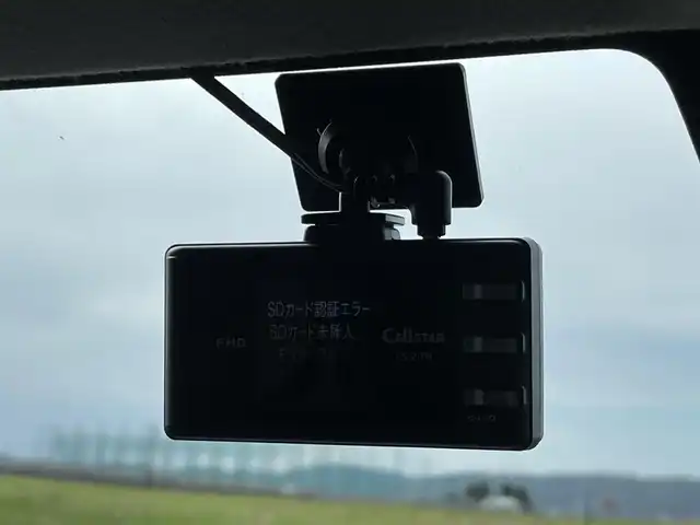 スズキ エブリイ PC 新潟県 2025(令7)年 0.2万km スペリアホワイト 4WD/社外SDナビ(AVN-LBS01)/BT/バックカメラ/ドライブレコーダー/衝突被害軽減ブレーキ/レーンキープアシスト/運転席シートヒーター/コーナーセンサー/リモコンキー /LEDヘッドライト/オートライト/オートハイビーム