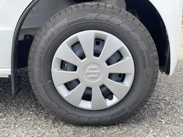 スズキ エブリイ PC 新潟県 2025(令7)年 0.2万km スペリアホワイト 4WD/社外SDナビ(AVN-LBS01)/BT/バックカメラ/ドライブレコーダー/衝突被害軽減ブレーキ/レーンキープアシスト/運転席シートヒーター/コーナーセンサー/リモコンキー /LEDヘッドライト/オートライト/オートハイビーム