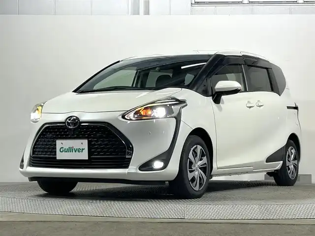 トヨタ シエンタ G クエロ 大阪府 2018(平30)年 4.9万km ホワイトパールクリスタルシャイン 純正大型ナビＴＶ　ハーフレザー　全方位カメラ　衝突軽減　両側電動　ＥＴＣ　ドラレコ　レーンアシスト　アイドリングストップ　オートライト　ＬＥＤヘッドライト　オートハイビーム　スマートキー　フォグランプ