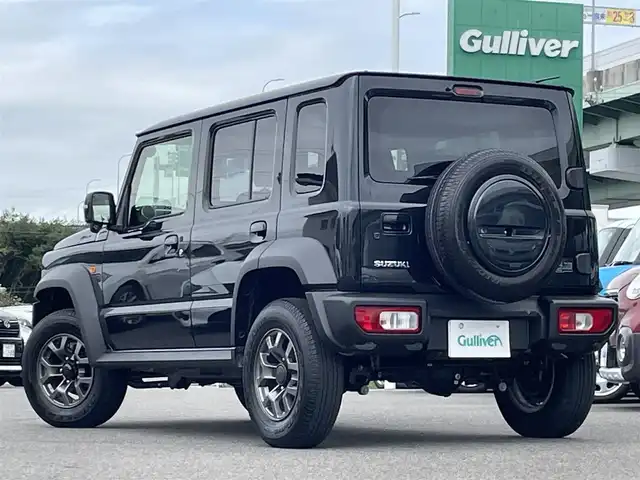スズキ ジムニー ノマド FC 愛知県 2025(令7)年 0.3万km 黒 4WD/スズキセーフティサポート/デュアルブレーキサポート/アクティブクルーズコントロール/クリアランスソナー/アイドリングストップ/オートライト/純正15インチAW/前席シートイーター/ドアミラーヒーター/LEDヘッドライト